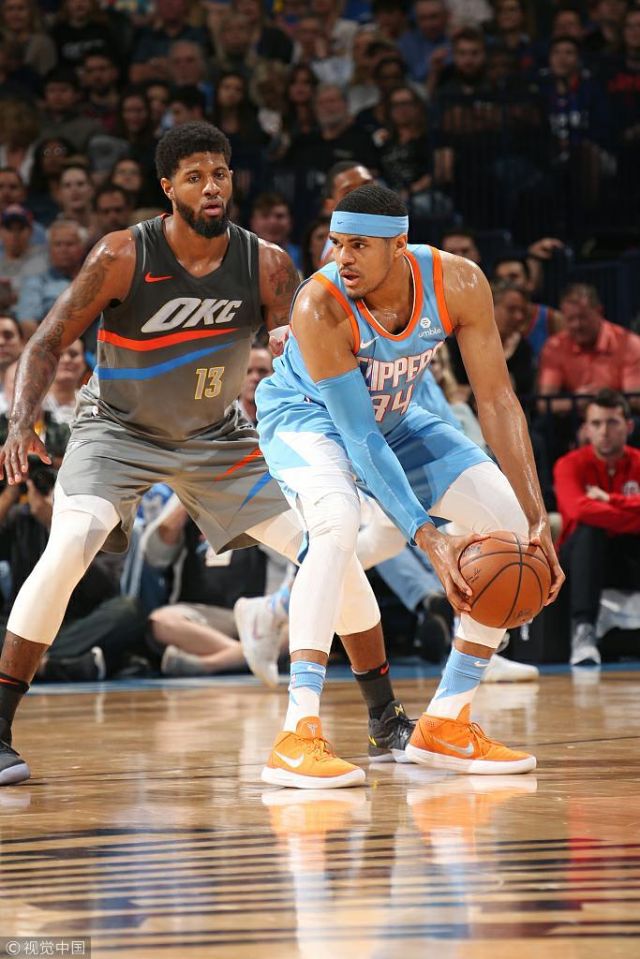 防守端看压 防守端看压